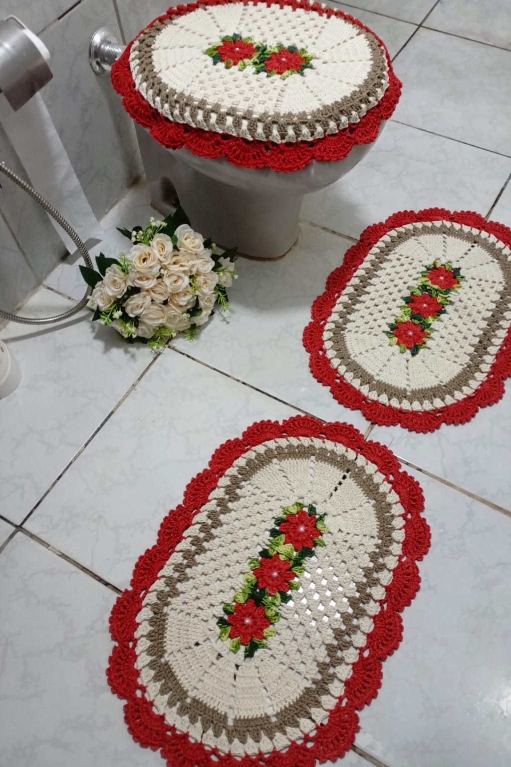 Banheiro Vermelho Floral